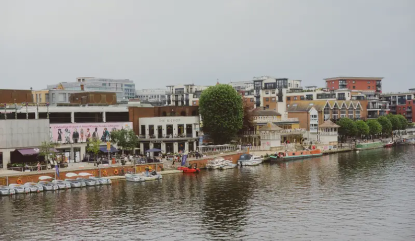 Kingston KT1
