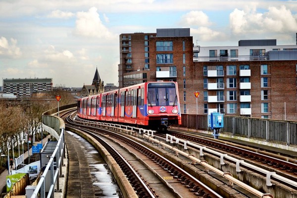 The DLR: Enhancing Connectivity